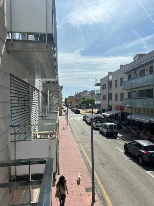 Centrico Apartamento Y Parking A 200M De La Playa Palamos Luaran gambar